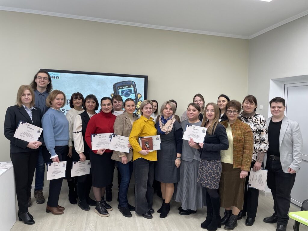 Training Educators to Become “News Alchemists”